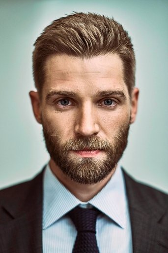 Portrait of Mike Vogel