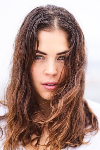 Portrait of Kelly Thiebaud