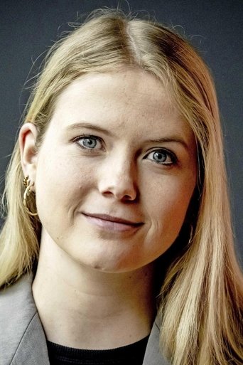 Portrait of Noa Vahle