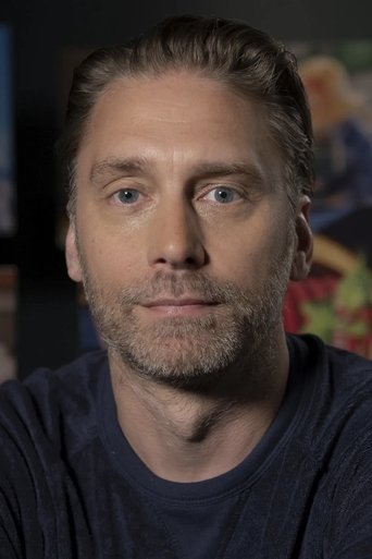 Portrait of Scott Mosier