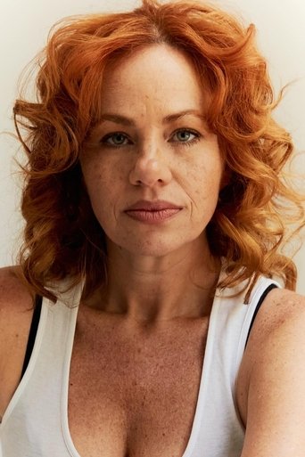 Portrait of Karine Teles