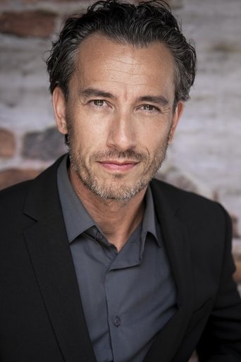 Portrait of Rob Ipsen