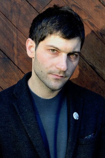 Portrait of Eli Keszler