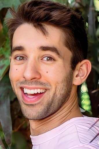 Portrait of Nick Cutsumpas
