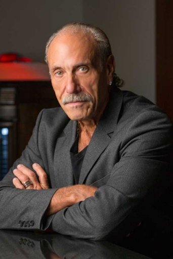 Portrait of Les Gold