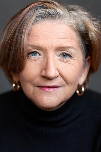 Portrait of Fiona Stewart