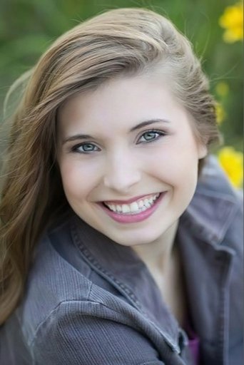 Portrait of Savannah Bradshaw
