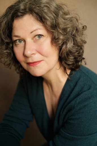 Portrait of Lisa Schuster