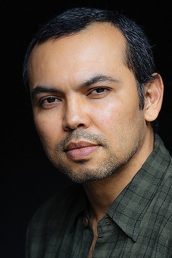 Portrait of Jorge Paz