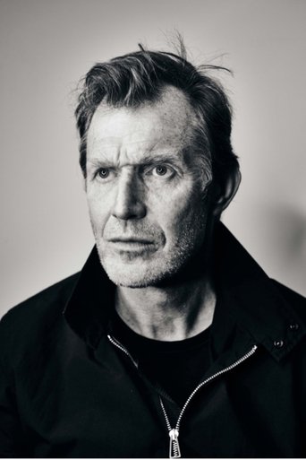 Portrait of Jason Flemyng