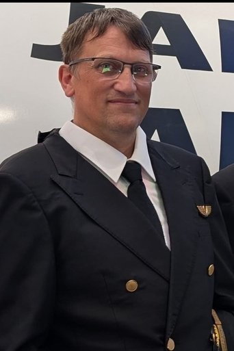 Portrait of Lee Glattback