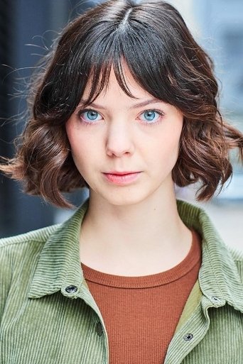 Portrait of Lainey Helmers