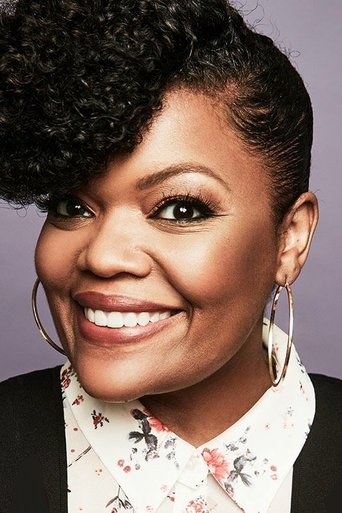 Portrait of Yvette Nicole Brown