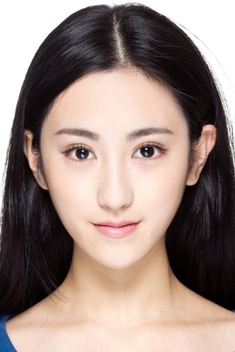 Portrait of Nicole Zhu