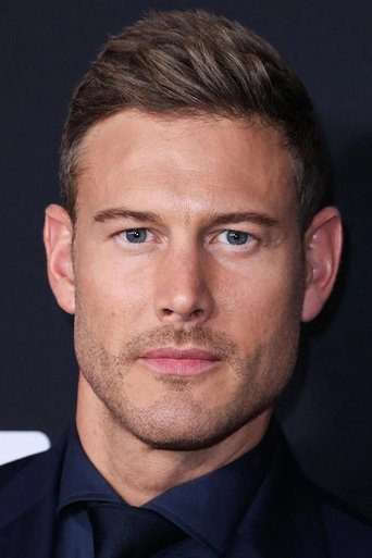 Portrait of Tom Hopper