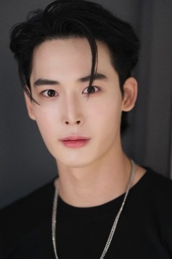 Portrait of Choi Seung-ho