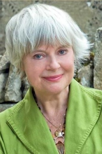 Portrait of Caroline Holdaway