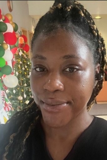 Portrait of Shanelle Young