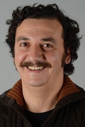 Portrait of Gökhan Niğdeli