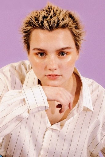 Portrait of Kizzy Edgell