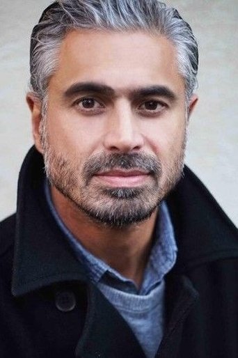 Portrait of Paul Baichoo
