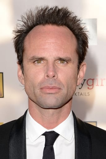 Portrait of Walton Goggins