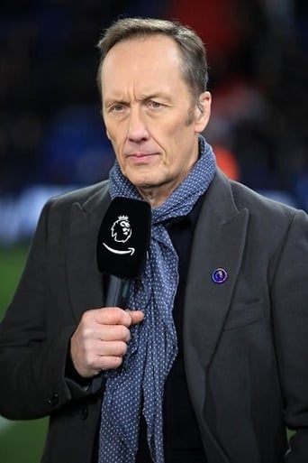 Portrait of Lee Dixon