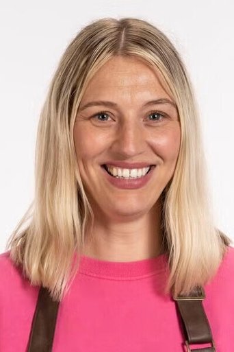 Portrait of Leah Harkess