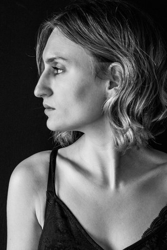 Portrait of Rachel Kaplan