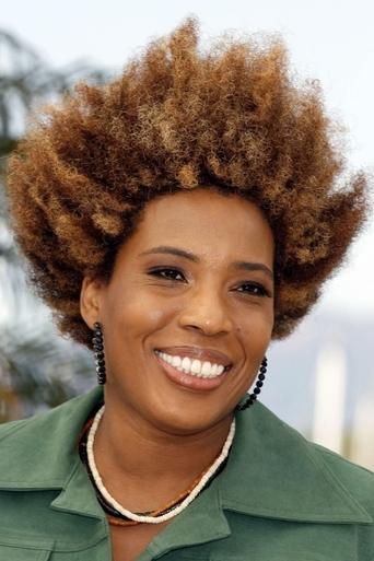 Portrait of Macy Gray