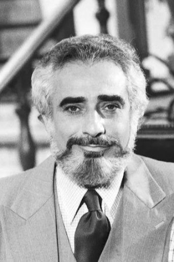 Portrait of Rofran Fernandes