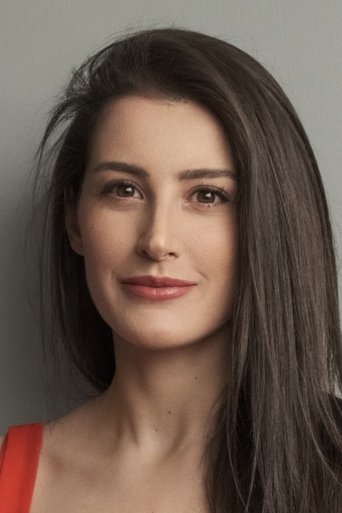 Portrait of Dilan Düzgüner