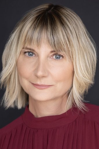 Portrait of Kerri Kenney