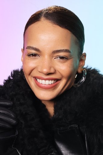 Portrait of Leslie Grace