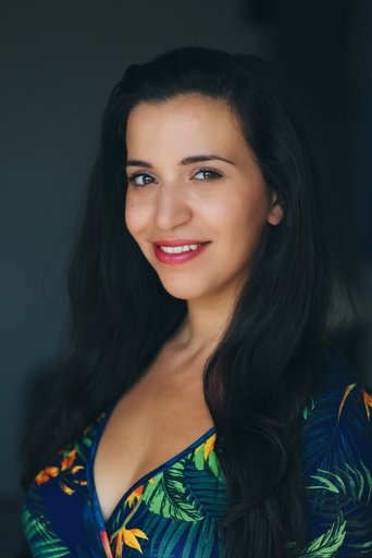 Portrait of Shelly Skandrani