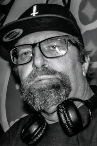 Portrait of Mark Munski