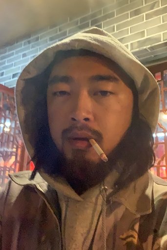 Portrait of 周丽峰