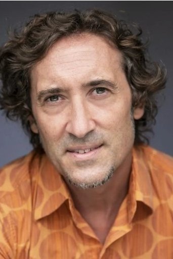 Portrait of Daniel Fernandez