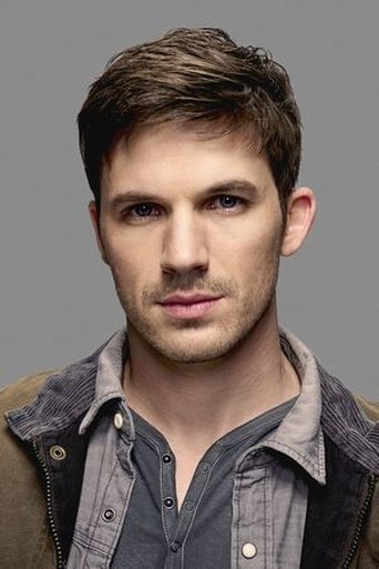 Portrait of Matt Lanter