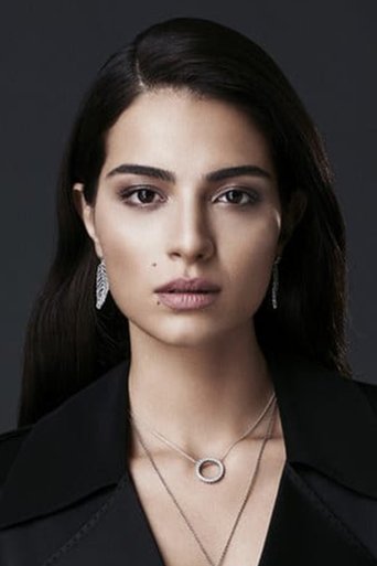 Portrait of Melisa Aslı Pamuk