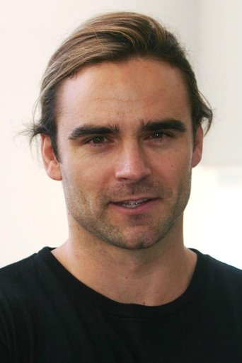 Portrait of Dustin Clare