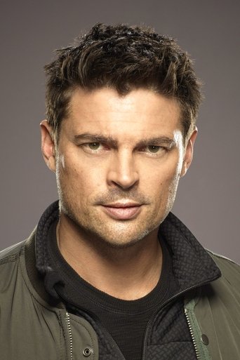 Portrait of Karl Urban