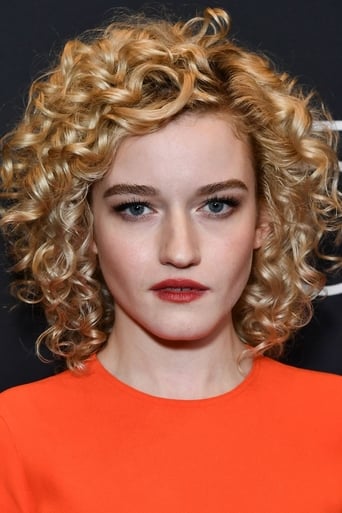 Portrait of Julia Garner