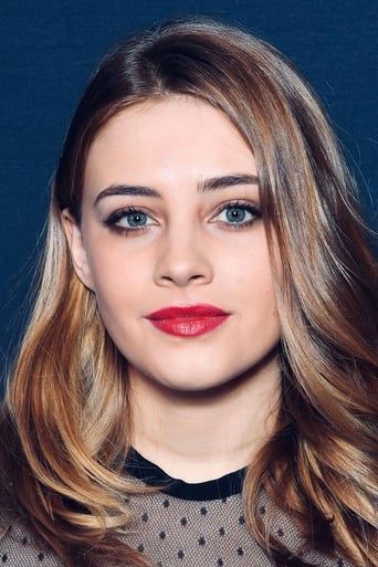 Portrait of Josephine Langford