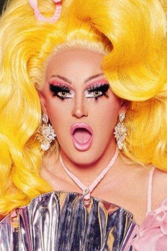 Portrait of Pink Chadora