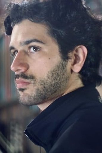Portrait of Saba Mazloum