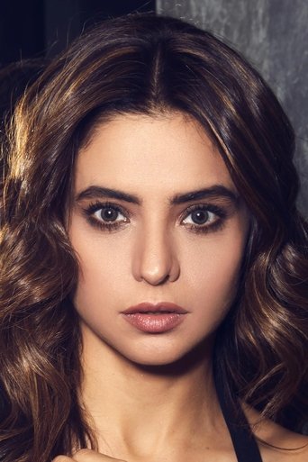 Portrait of Aamna Shariff