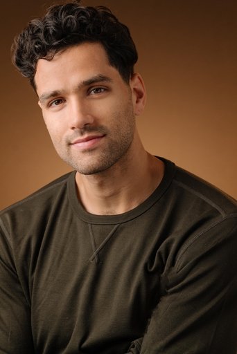 Portrait of Zach Feiner