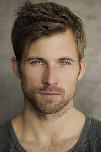 Portrait of Justin Deeley