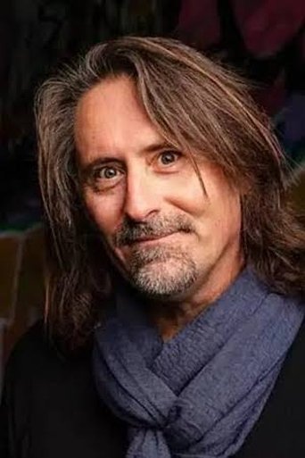 Portrait of Greg Arnold